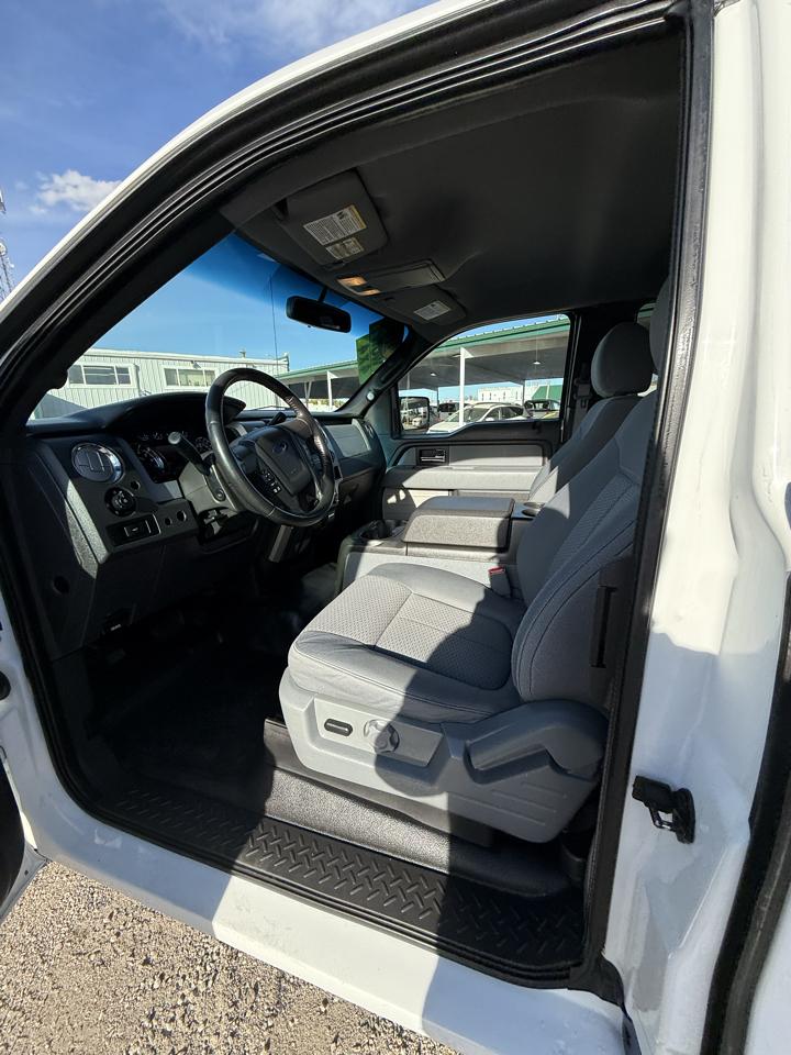 Ford F-150 4WD SuperCab 145" XL 2013