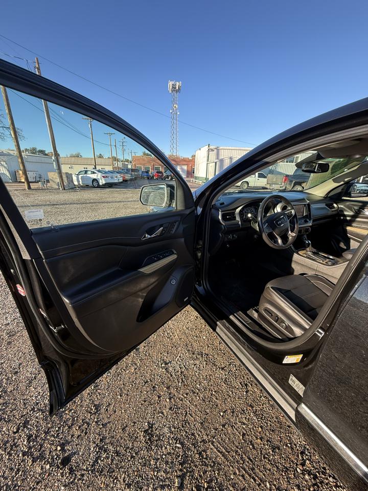 GMC Acadia AWD 4dr Denali 2019