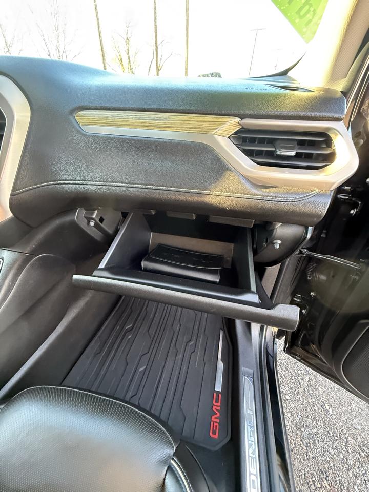 GMC Acadia AWD 4dr Denali 2019