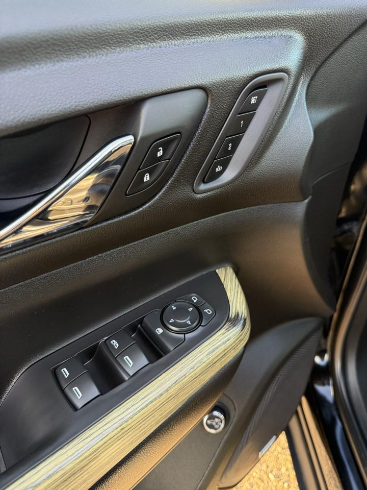 GMC Acadia AWD 4dr Denali 2019