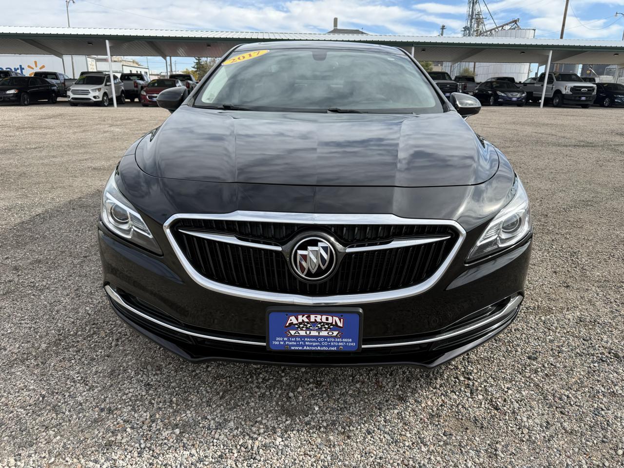 Buick LaCrosse 4dr Sdn Essence FWD 2017