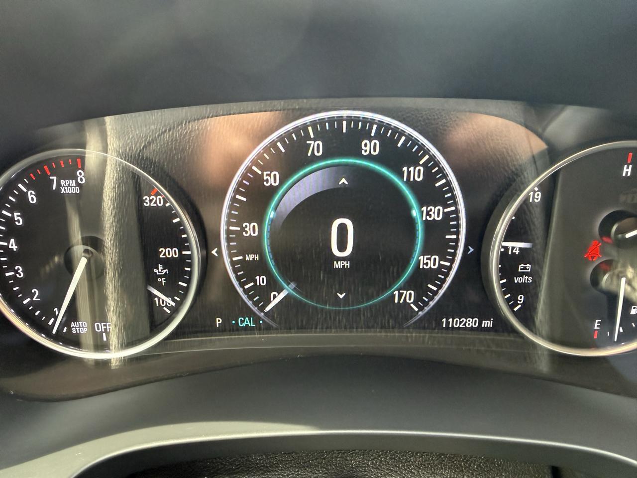 Buick LaCrosse 4dr Sdn Essence FWD 2017