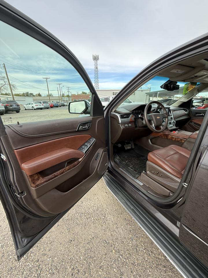 Chevrolet Suburban 4WD 4dr 1500 LTZ 2016