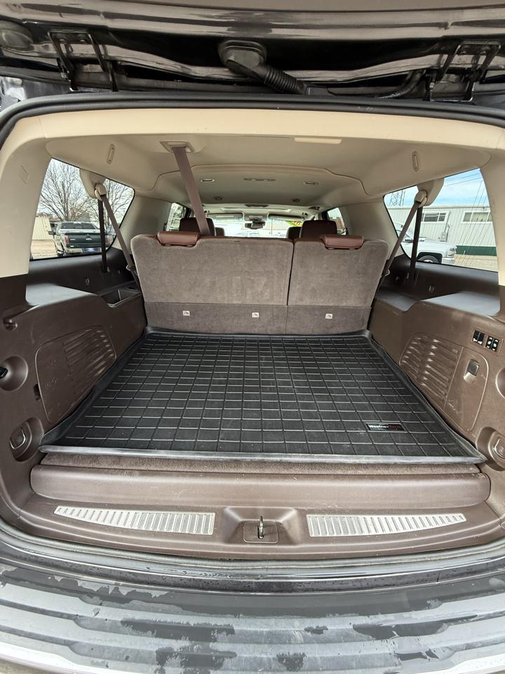 Chevrolet Suburban 4WD 4dr 1500 LTZ 2016