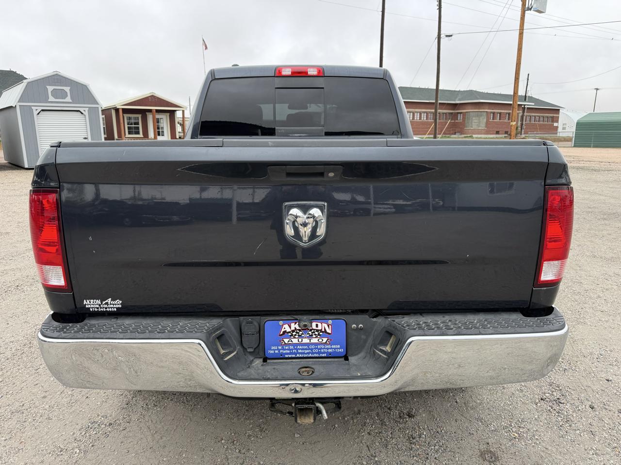 RAM 1500 SLT 4x4 Quad Cab 6'4" Box 2017