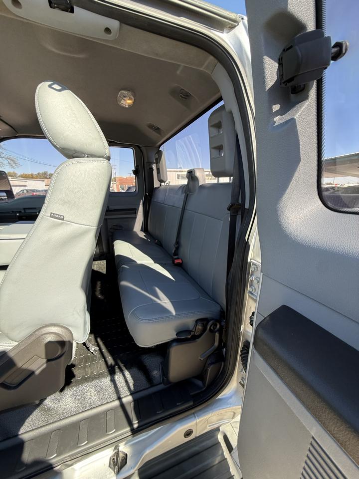 Ford Super Duty F-250 Supercab 158" XL 4WD 2015