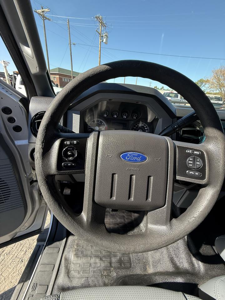 Ford Super Duty F-250 Supercab 158" XL 4WD 2015