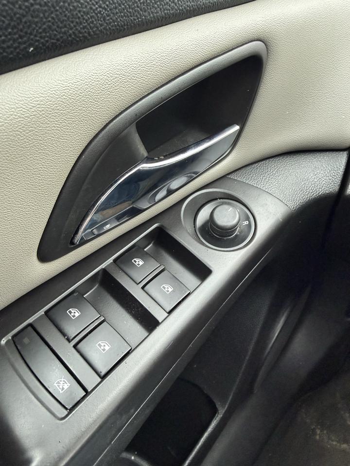 Chevrolet Cruze 4dr Sdn Auto LS 2014