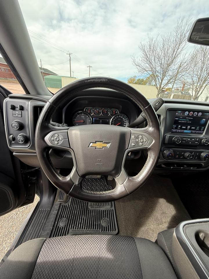 Chevrolet Silverado 1500 4WD Crew Cab 143.5" LT w/1LT 2018