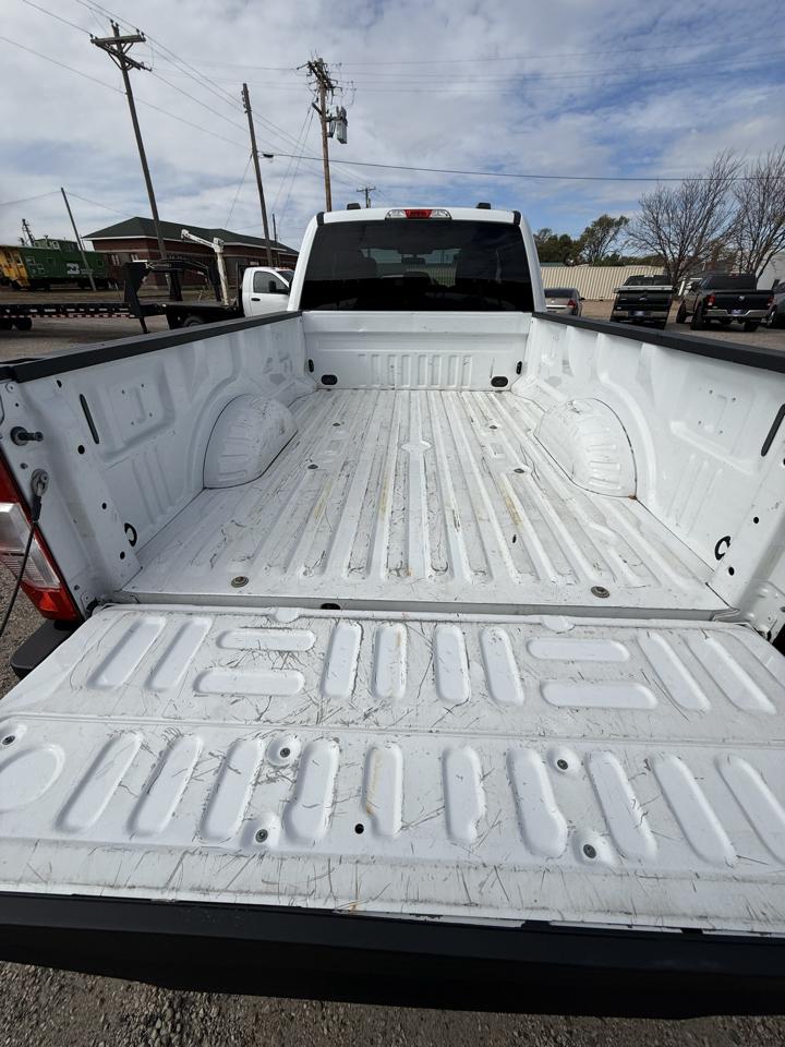 Ford F-250 SD XL SuperCab Long Bed 4WD 2022
