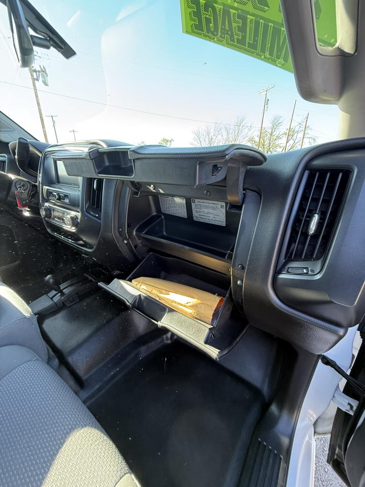 Chevrolet Silverado 2500HD 4WD Reg Cab 133.6" Work Truck 2017