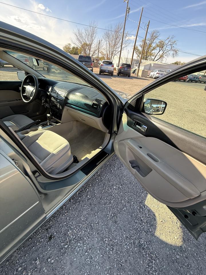 Ford Fusion 4dr Sdn V6 SE AWD 2008