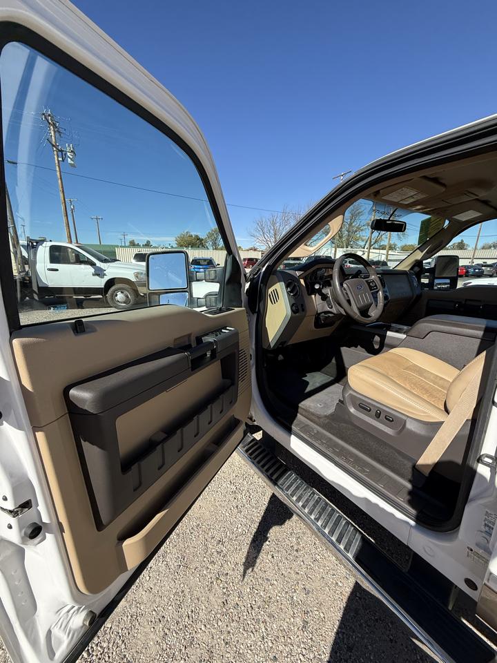 Ford F250SD Lariat Crew Cab 4WD SWB 2011