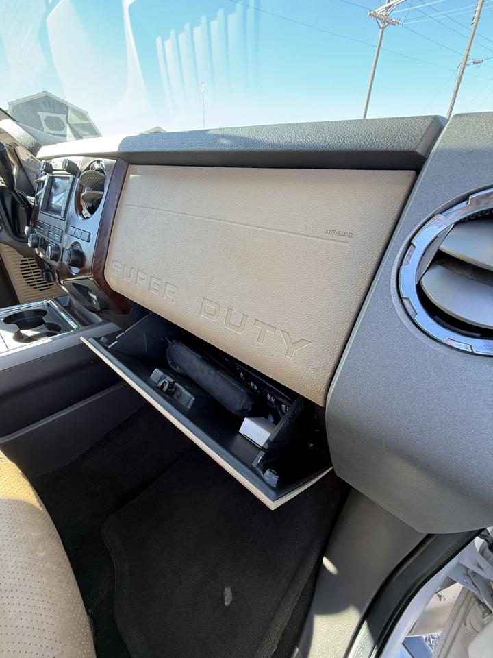 Ford F250SD Lariat Crew Cab 4WD SWB 2011