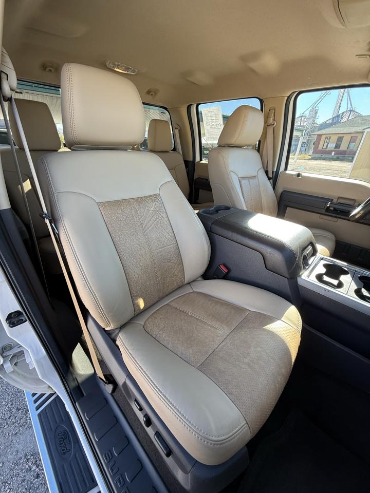 Ford F250SD Lariat Crew Cab 4WD SWB 2011