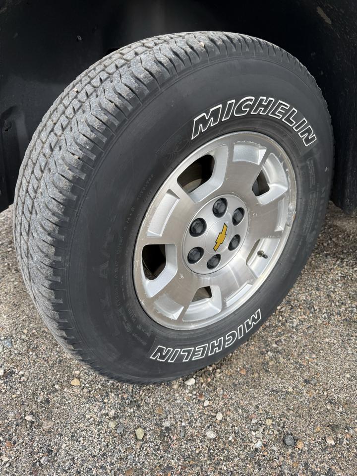 Chevrolet Silverado 1500 4WD Crew Cab 143.5" LT 2011