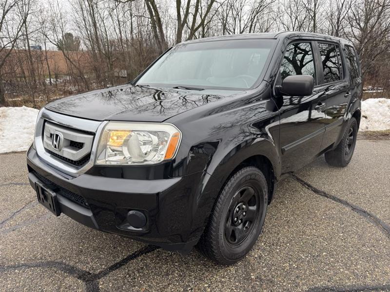 2011 Honda Pilot LX's photo
