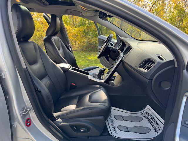 Volvo V60  2015