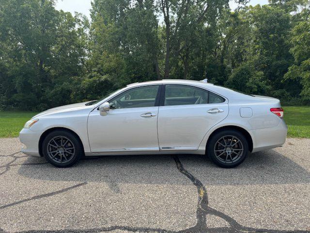 Lexus ES 350  2012