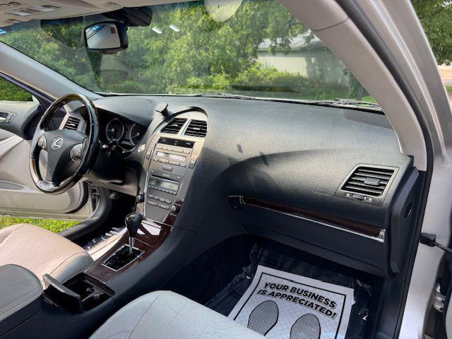 Lexus ES 350  2012