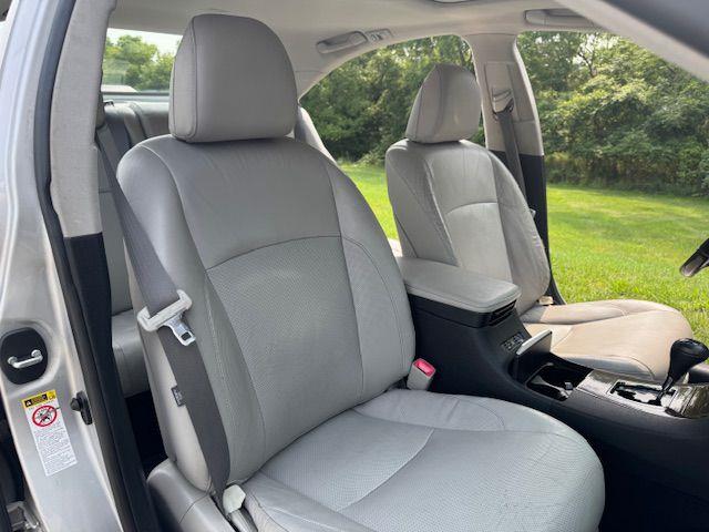 Lexus ES 350  2012