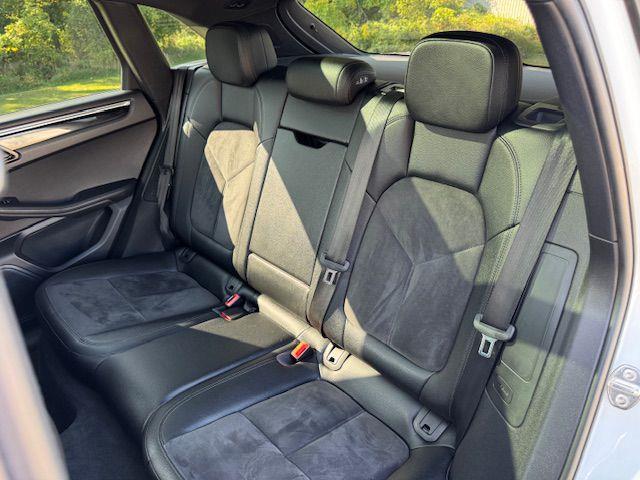 Porsche Macan  2017