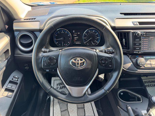 2016 Toyota RAV4 XLE photo 21