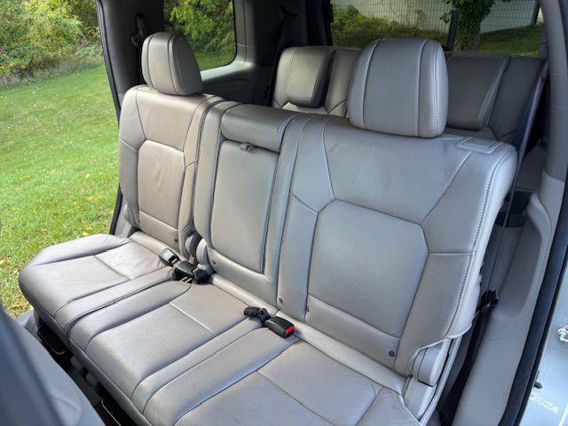 2013 Honda Pilot EX-L photo 17