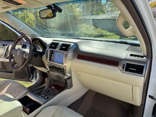 Lexus GX 460  2013