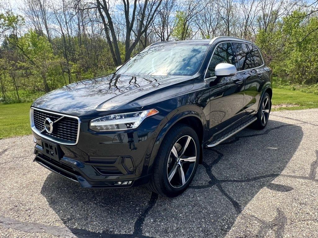 2019 Volvo XC90 T6 R-DESIGN