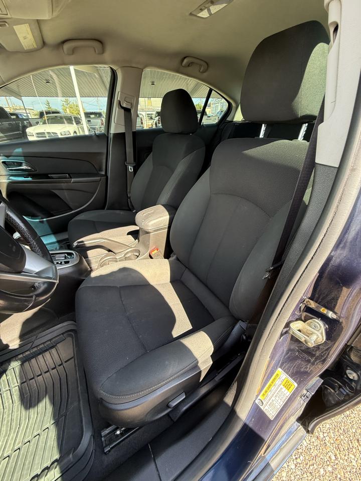 Chevrolet Cruze 1LT 2011