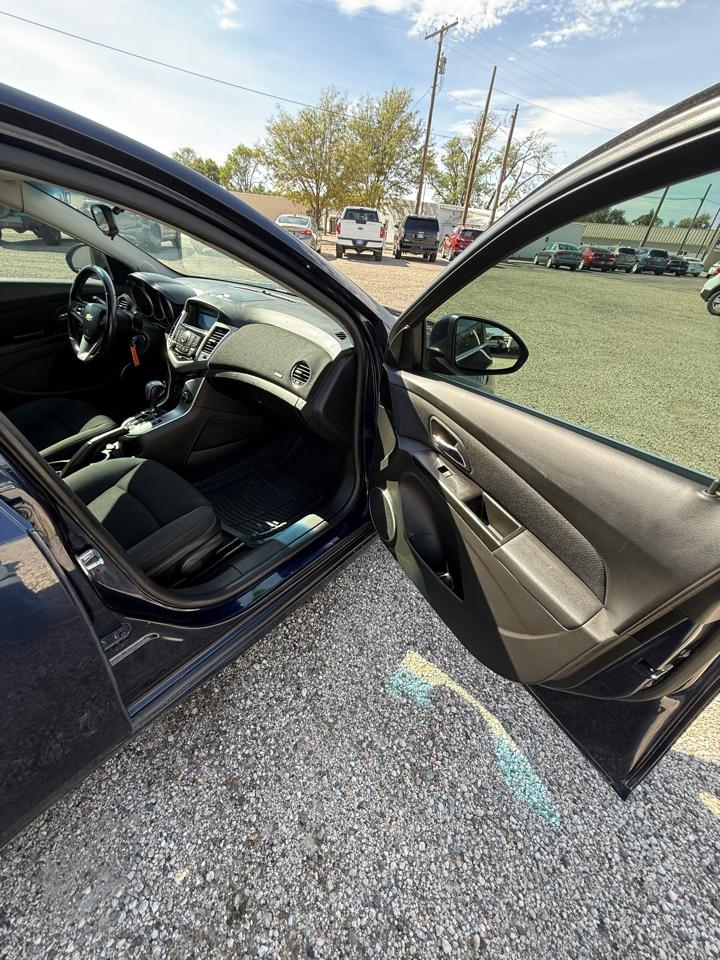 Chevrolet Cruze 1LT 2011