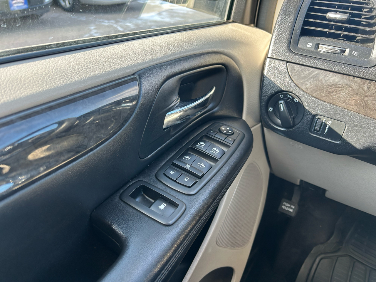 Dodge Grand Caravan SXT 2014