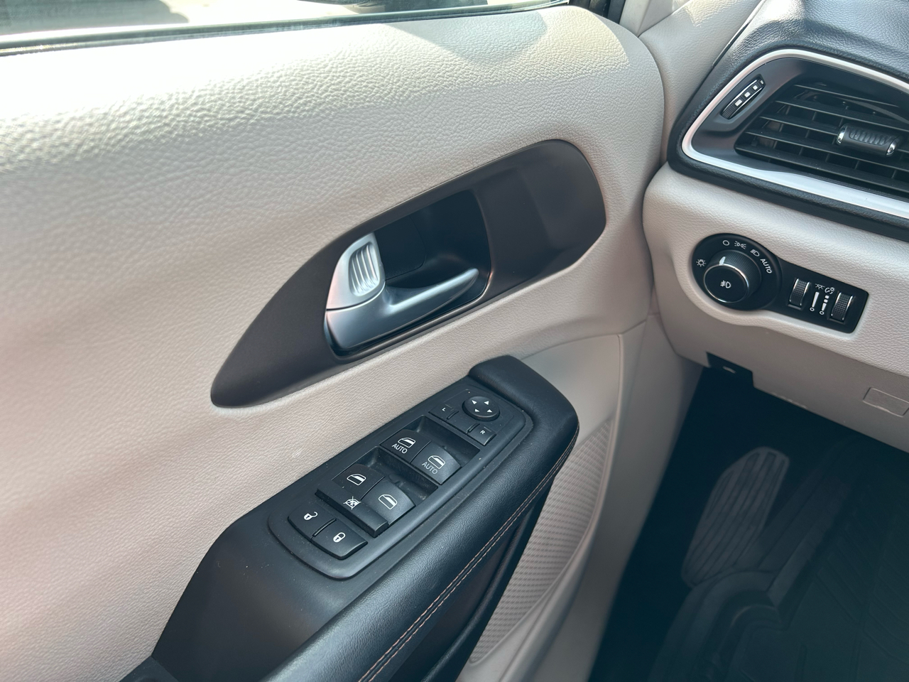 Chrysler Pacifica Touring-L 2018