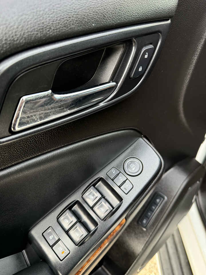 Chevrolet Suburban LTZ 4WD 2016 Chevrolet Suburban LTZ 4WD 2016