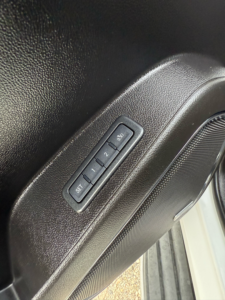 Chevrolet Suburban LTZ 4WD 2016 Chevrolet Suburban LTZ 4WD 2016