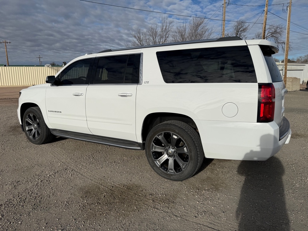Chevrolet Suburban LTZ 4WD 2016