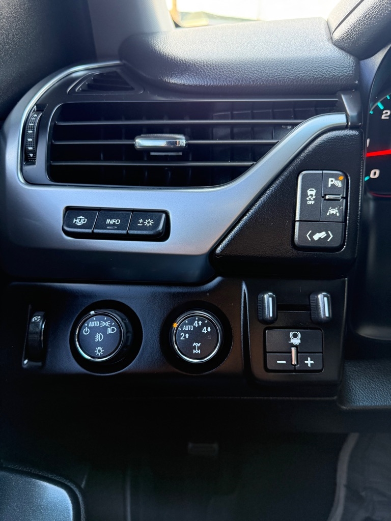 Chevrolet Suburban LTZ 4WD 2016