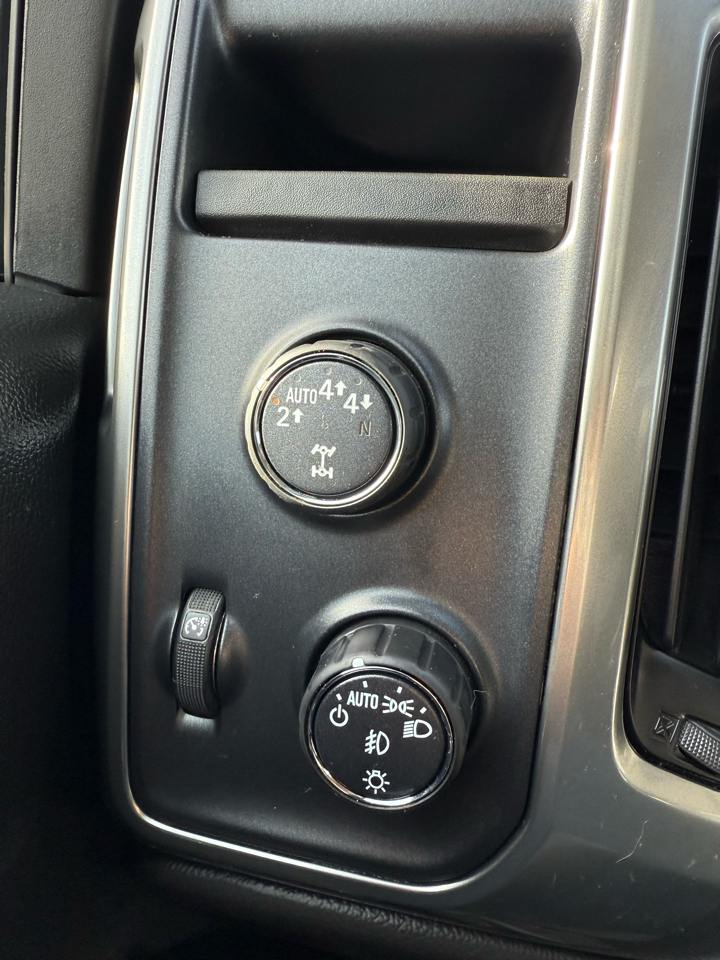 Chevrolet Silverado 1500 LT Z71 Crew Cab 4WD SWB 2018