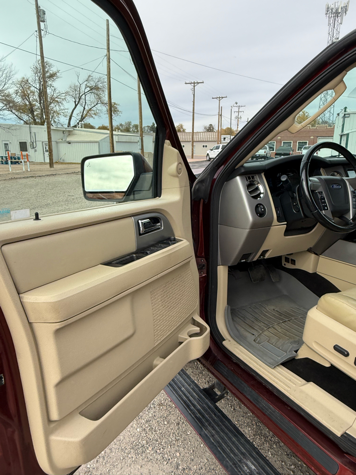 Ford Expedition EL Limited 4WD 2017