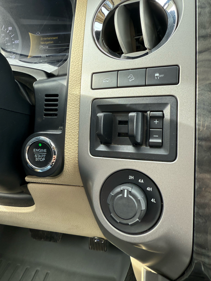 Ford Expedition EL Limited 4WD 2017