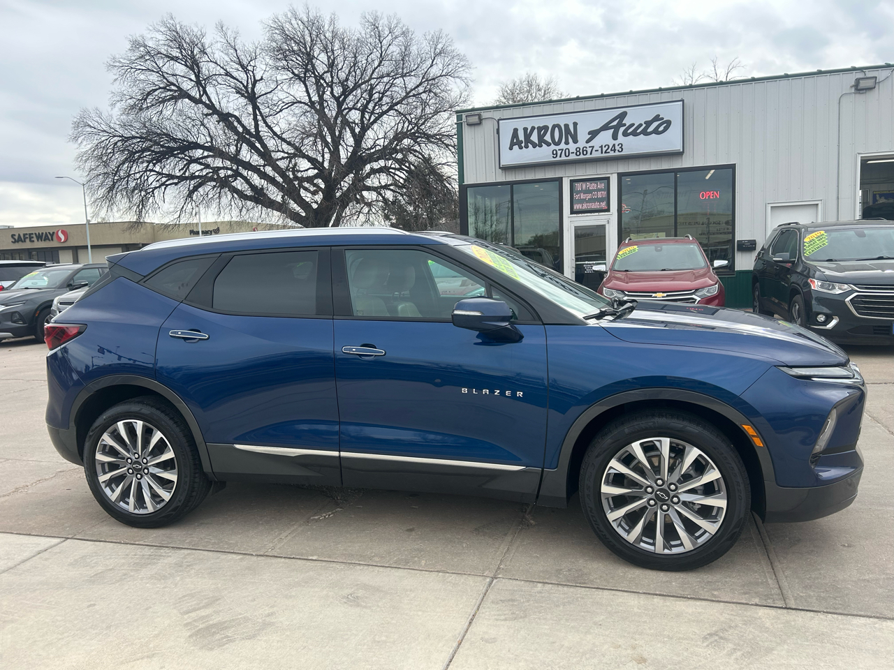 2023 Chevrolet Blazer Premier photo 3