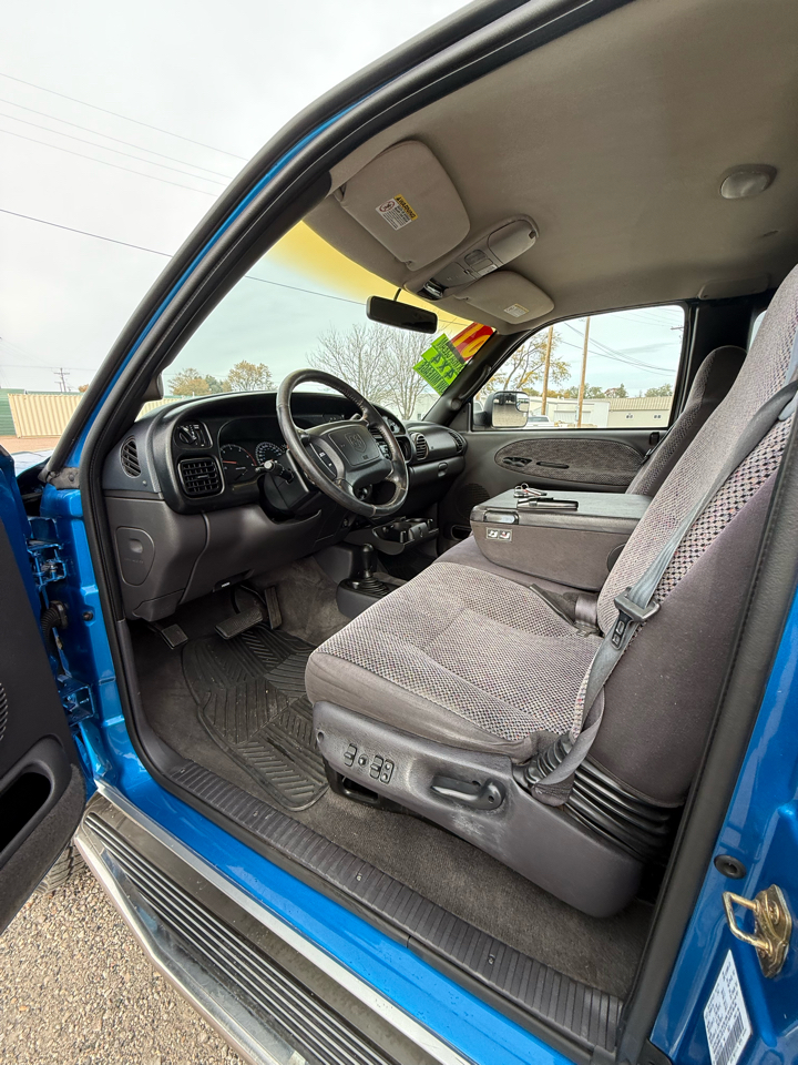 Dodge Ram 2500 Quad Cab Long Bed 4WD 2001