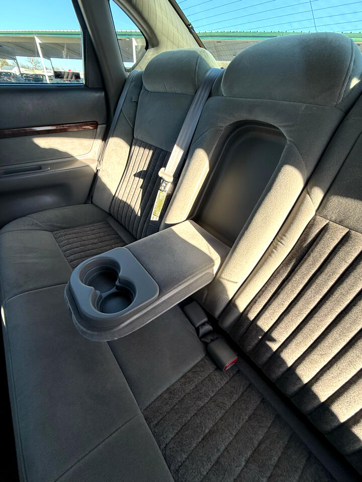 Chevrolet Impala LS 2000