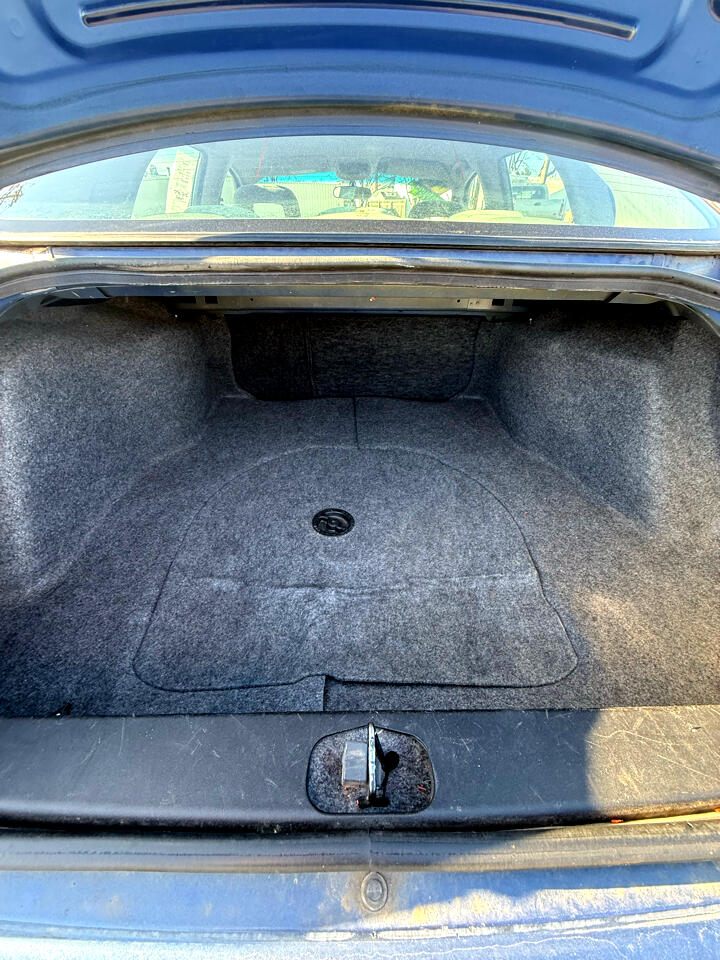 Chevrolet Impala LS 2000