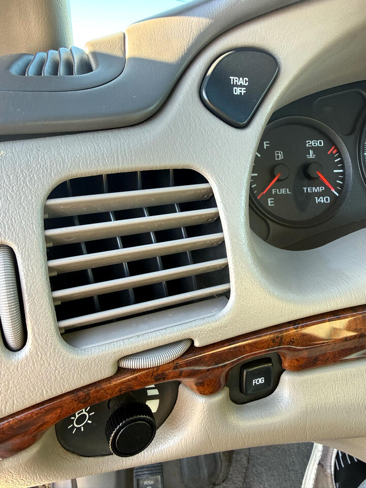 Chevrolet Impala LS 2000