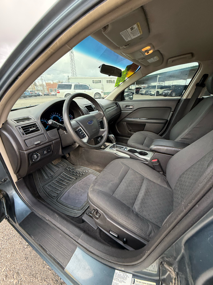 Ford Fusion I4 SE 2011