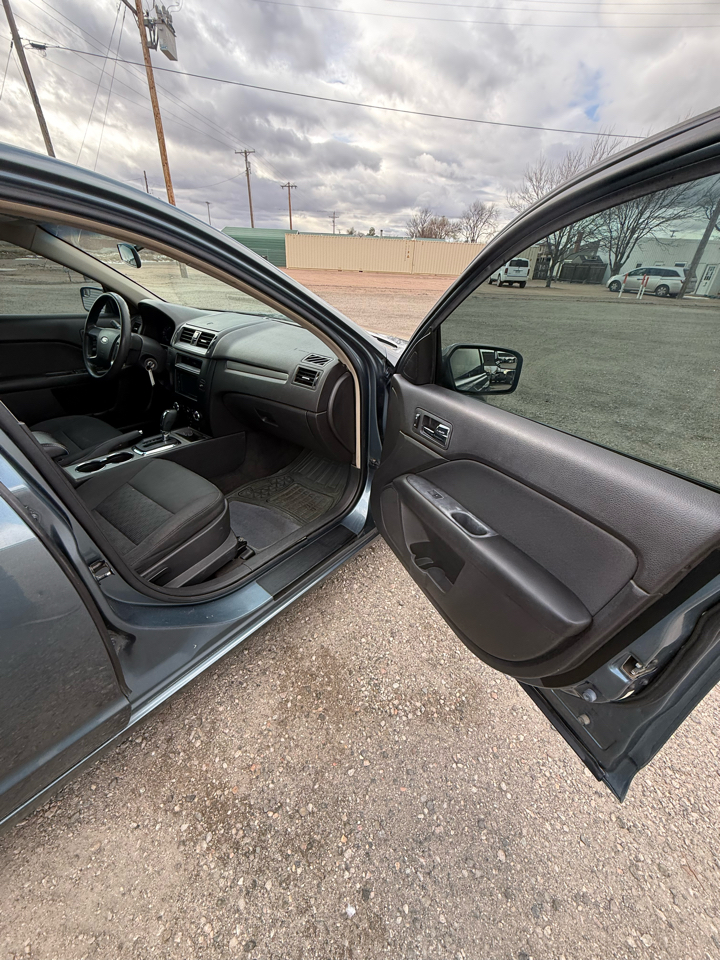 Ford Fusion I4 SE 2011