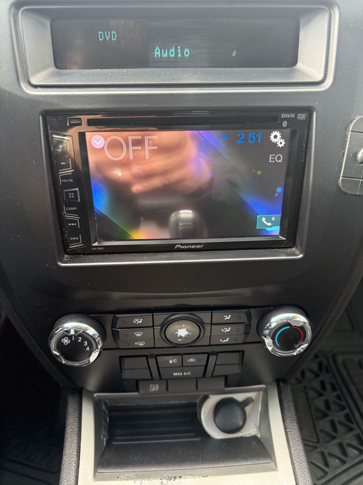 Ford Fusion I4 SE 2011