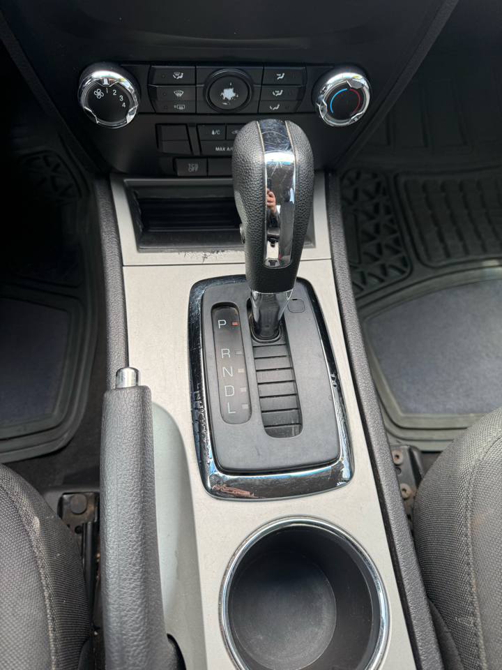 Ford Fusion I4 SE 2011